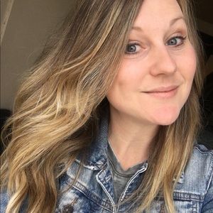 Meet your Posher, Lindlindsey